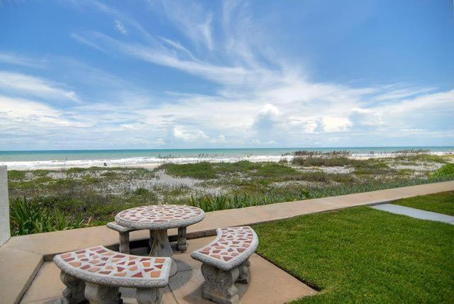 Quiet Vista Del Mar 2 Bedroom Condo Beachfront Property Cocoa Beach Exterior foto