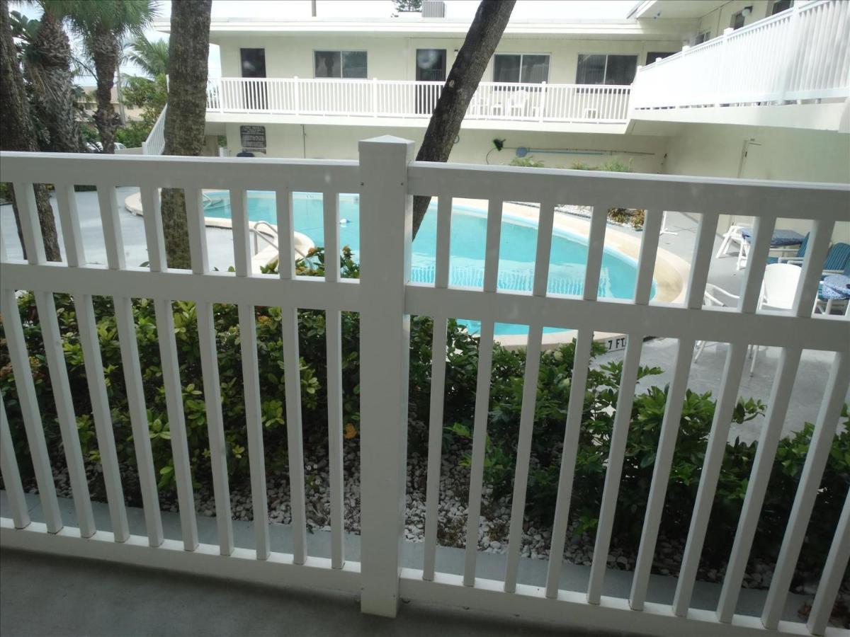 Quiet Vista Del Mar 2 Bedroom Condo Beachfront Property Cocoa Beach Exterior foto