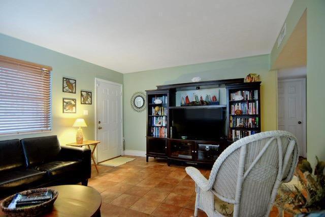 Quiet Vista Del Mar 2 Bedroom Condo Beachfront Property Cocoa Beach Exterior foto